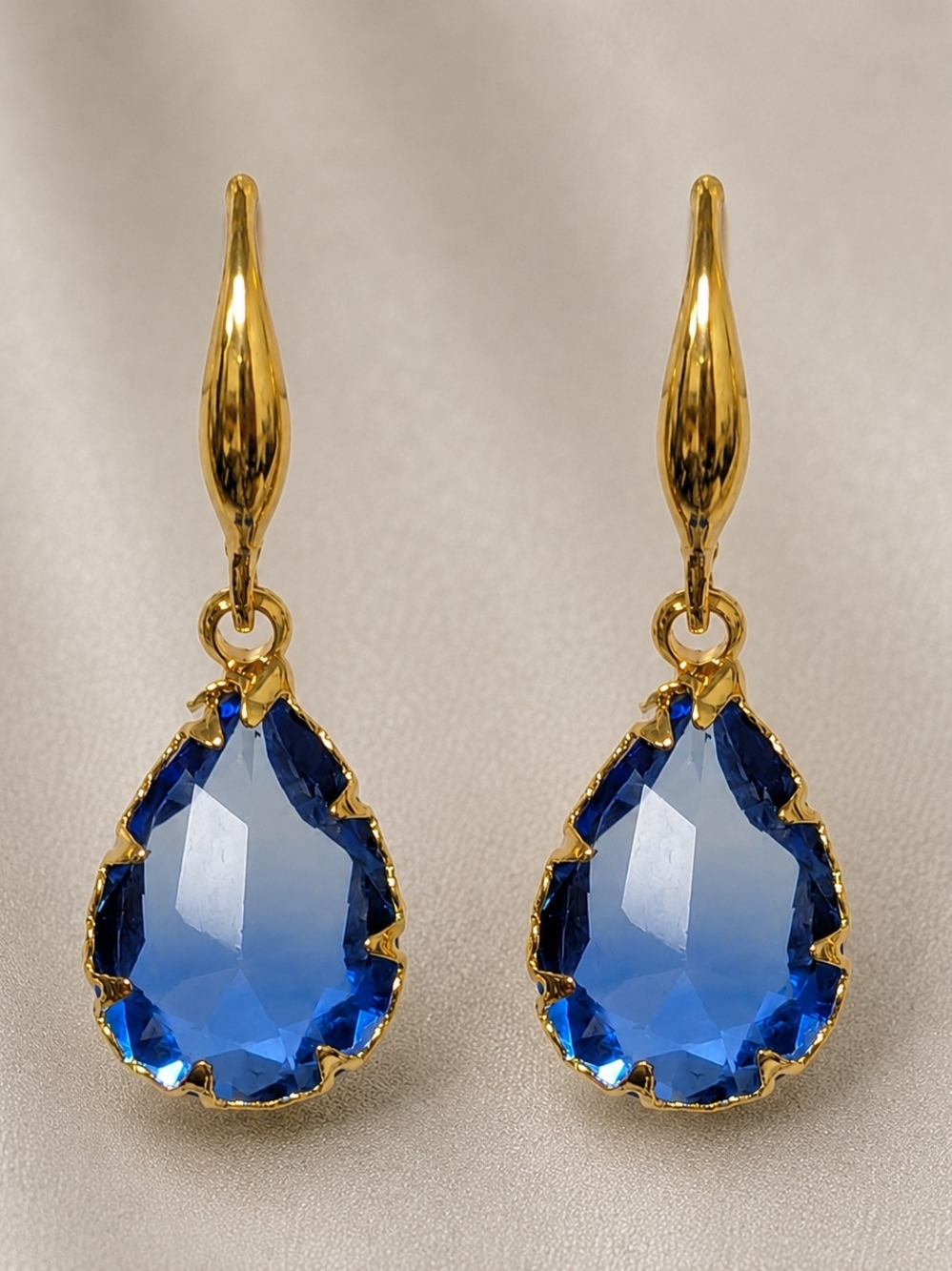 Blue Gradient Crystal Water Drop Earrings |   Teardrop Faux Sapphire Earrings